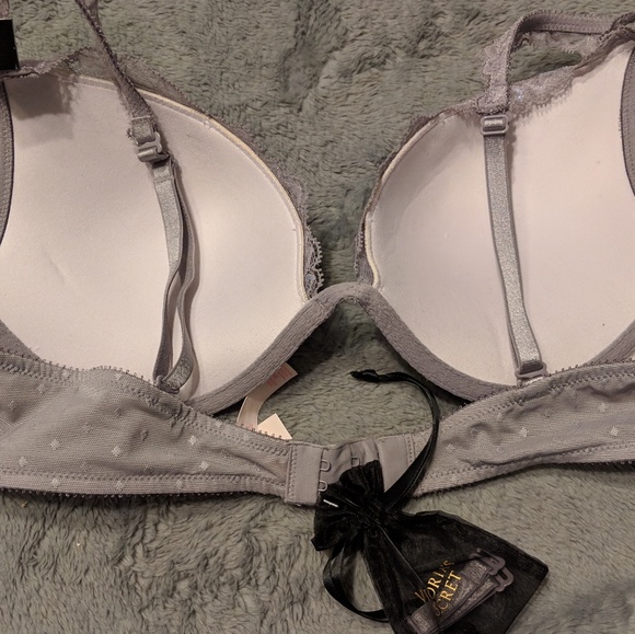 Victoria Secret 36B push up - Picture 3 of 4